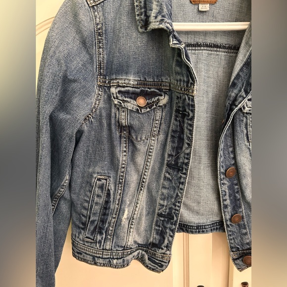 American Eagle Jean Jacket - Picture 2 of 6